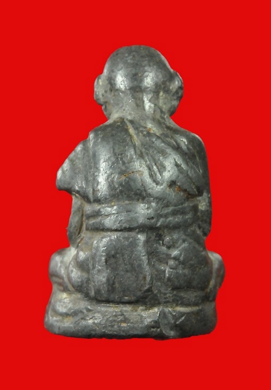 หลวงปูสุข วัดโพธิ์ทรายทอง