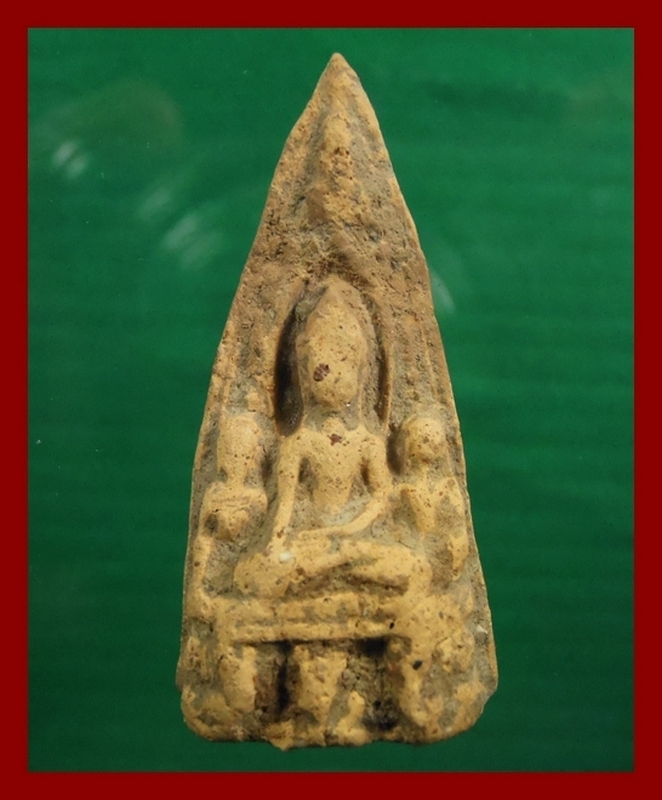 พระลี่ยงกรุเทศบาล ซ่อมเลยเศียร