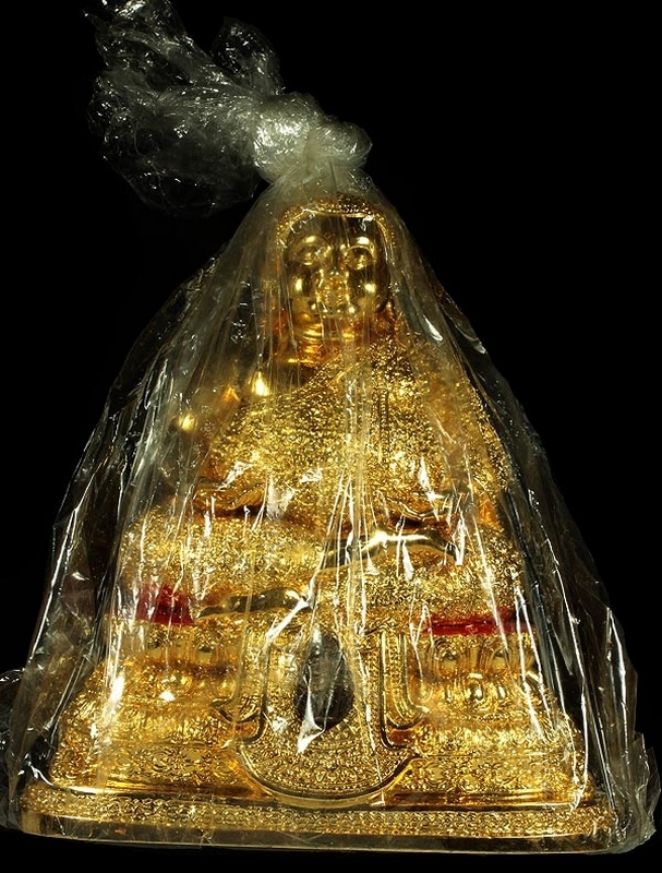 พระบูชาสังกะจายปี 2532 เนื้อโลหะ ขนาดหน้าตัก ๕ นิ้ว กะไหล่ทองกรรมการสวยแชมป์ในกล่องเดิมๆครับ