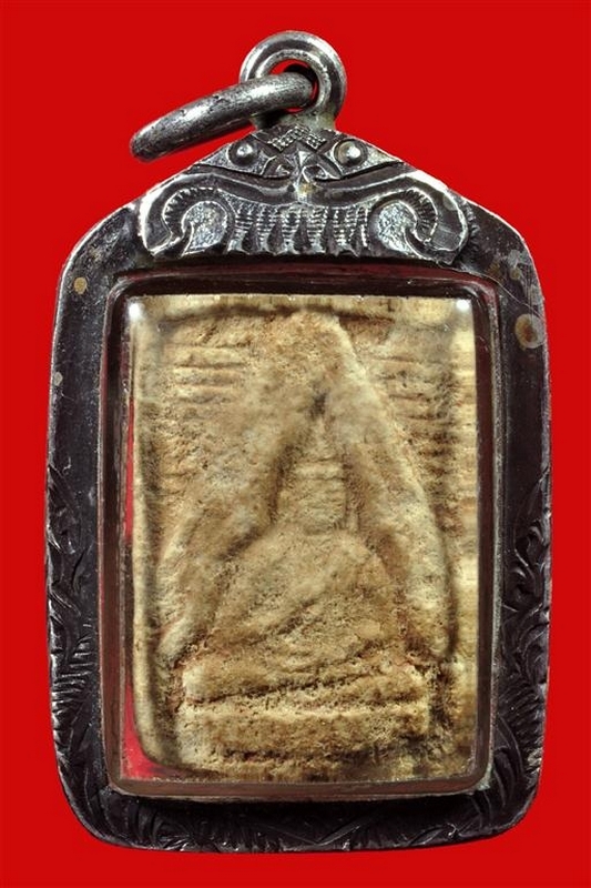 พระผงของขวัญ ชิ้นงาม