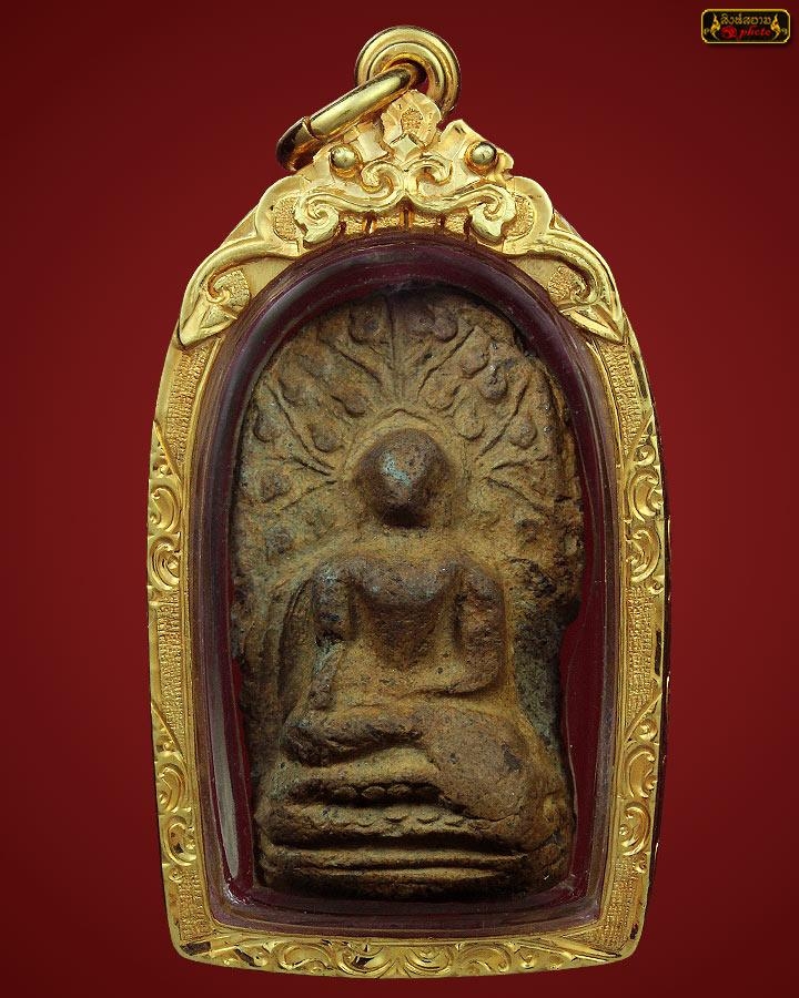 พระคงเขียวกรุเก่าพร้อมเลี่ยมทอง