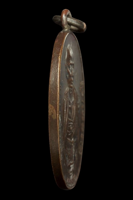 เหรียญครูบาศรีวิไชยปี ๒๔๘๒ พิมพ์สองชายนิยม