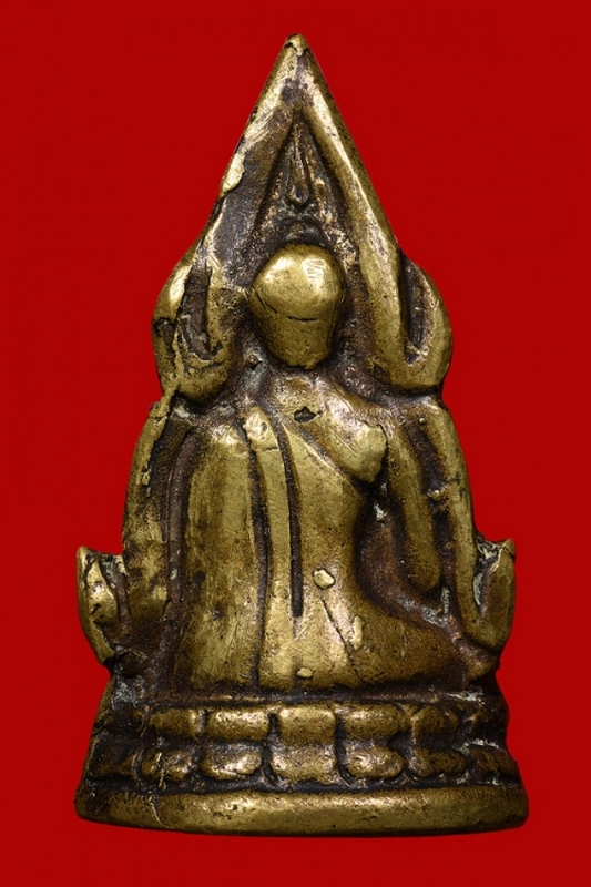พระพุทธชินราช รุ่นอินโดจีน พ.ศ. ๒๔๘๕ พิมพ์สังฆาฏิยาว หน้าครุฑ