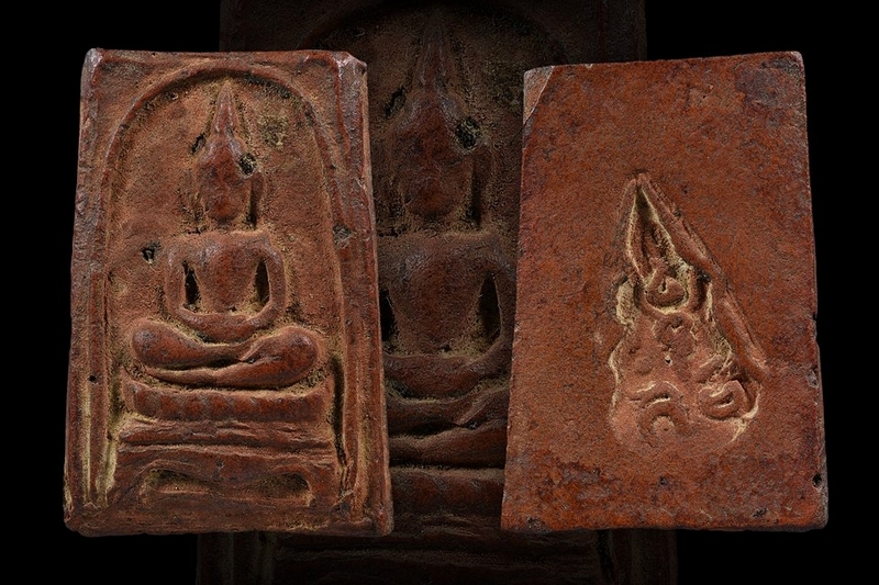 พระสมเด็จเนื้อผงชานหมาก หลวงปู่โต๊ะ วัดประดู่ฉิมพลี กรุงเทพ  ปี 2468 