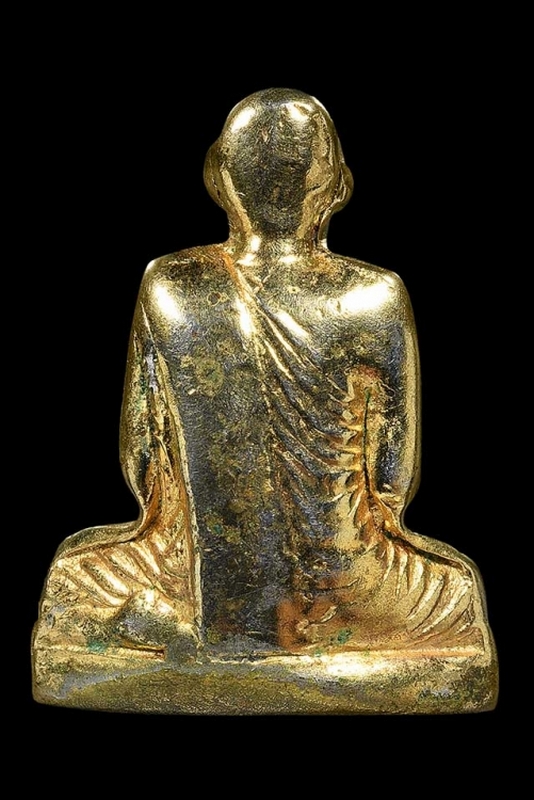 หลวงพ่อแพ วัดพิกุลทอง รูปหล่อรุ่นแรก พ.ศ.2508  พิมพ์นิยมแขนแตก