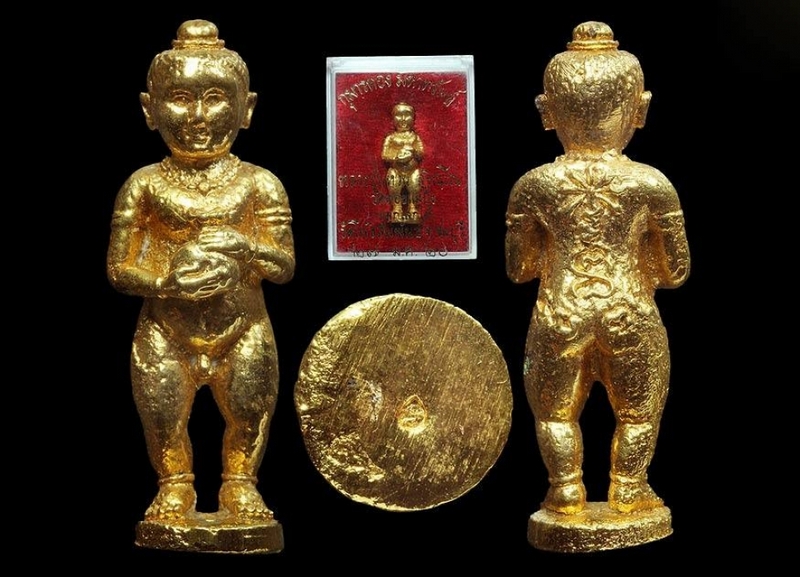 กุมารทอง มหาทรัพย์ หลวงปู่แหวน สุจิณโณ ปี ๒๕๒๐ พร้อมกล่องเดิ มครับ