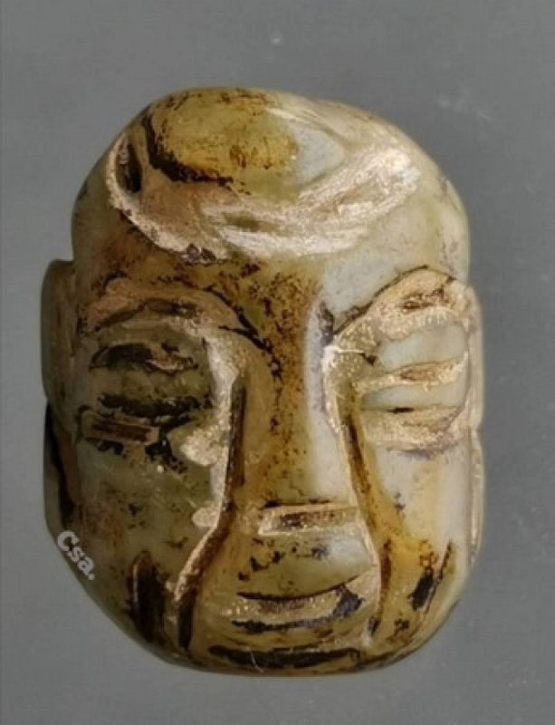 ลูกปัดหน้าสะกดจีนโบราณ ยุคราชวงศ์โจว 3 พันกว่าปีหายาก